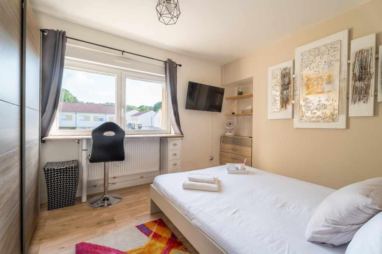 Chambre Privee 14M - Wifi - Appart' 120M Woippy Bagian luar foto